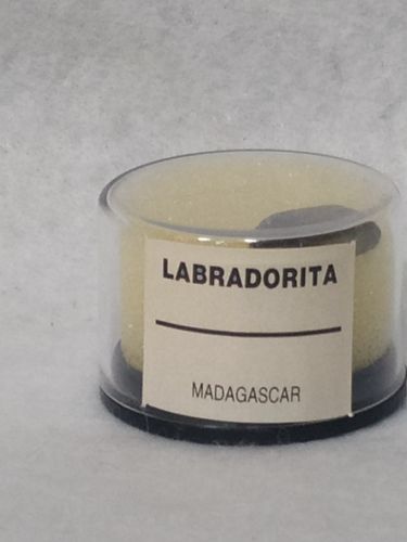MINERAL LABRADORITA  - MADAGASCAR